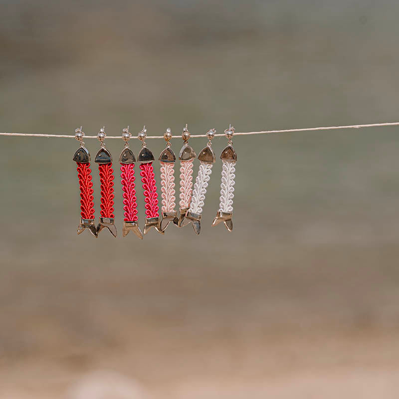 orecchini argento passamaneria tessuto pendenti pesci colori